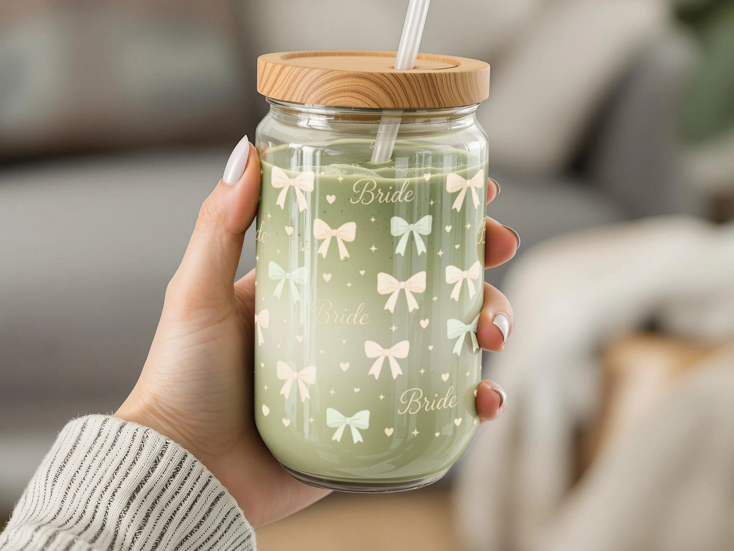 Personalized Bride Tumbler, Custom Wedding Glass, Floral Bridal Party Gift, Eco-Friendly Bamboo Lid Tumbler