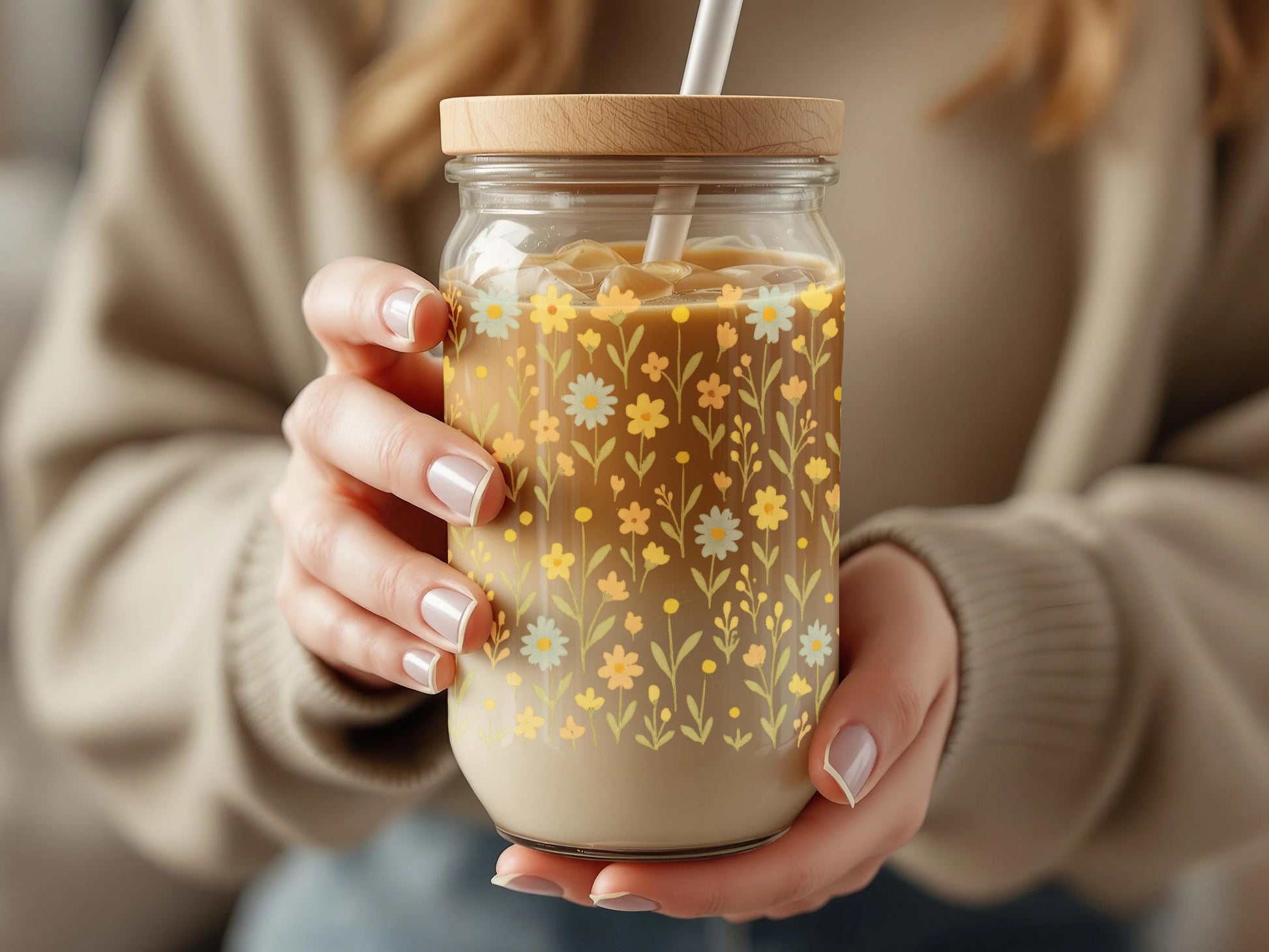 Floral Pattern Reusable Glass Jar with Straw, Eco-Friendly Drinkware, Perfect for Cold Brew or Smoothies